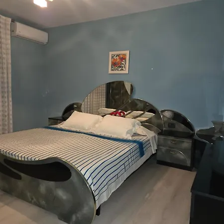 Primavera Apartment *